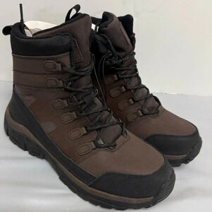 New mens rowan water proof snow boots -- All in motion